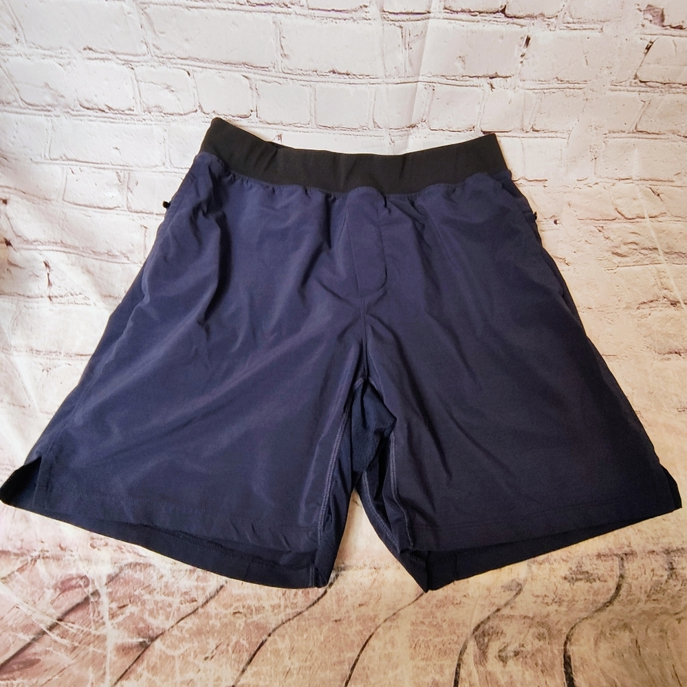 Fabletics Franchise Shorts Mens Medium Navy Blue Pockets Active Liner Elastic